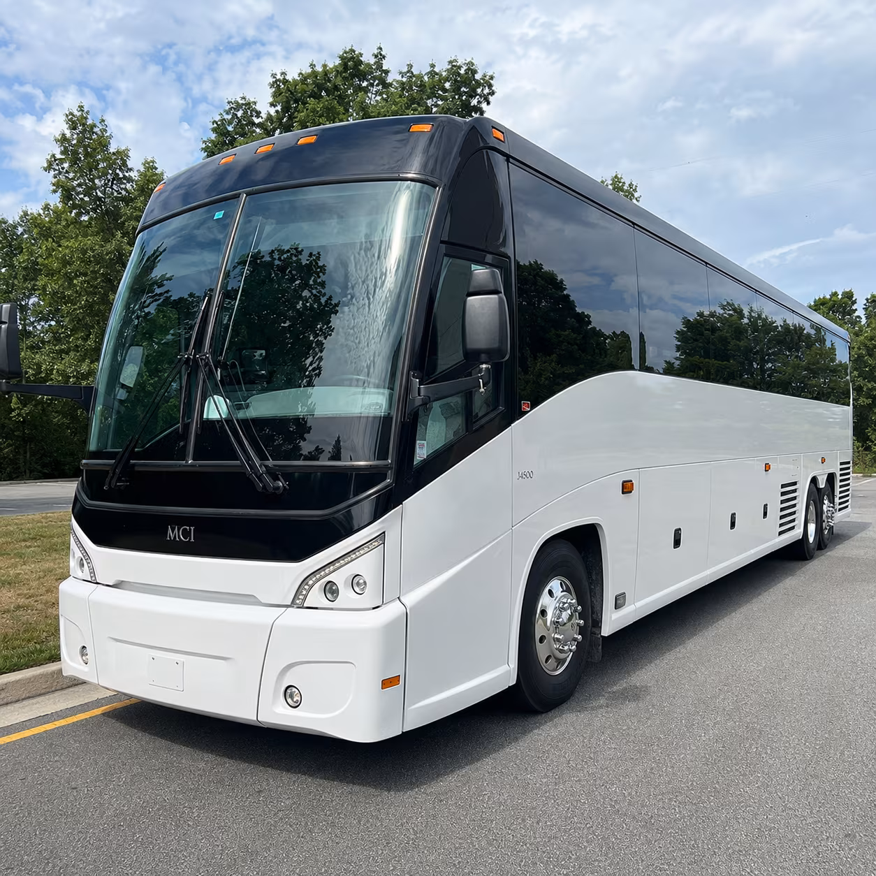 charter buses for roswell trade show groups heading into atlanta