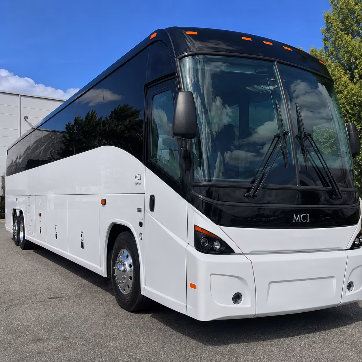 find and book transportation for your next airport transfer 3