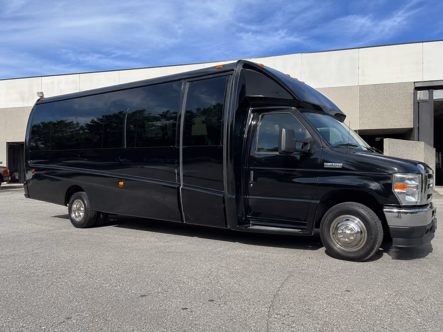 find and book transportation for your next convention or trade show 1