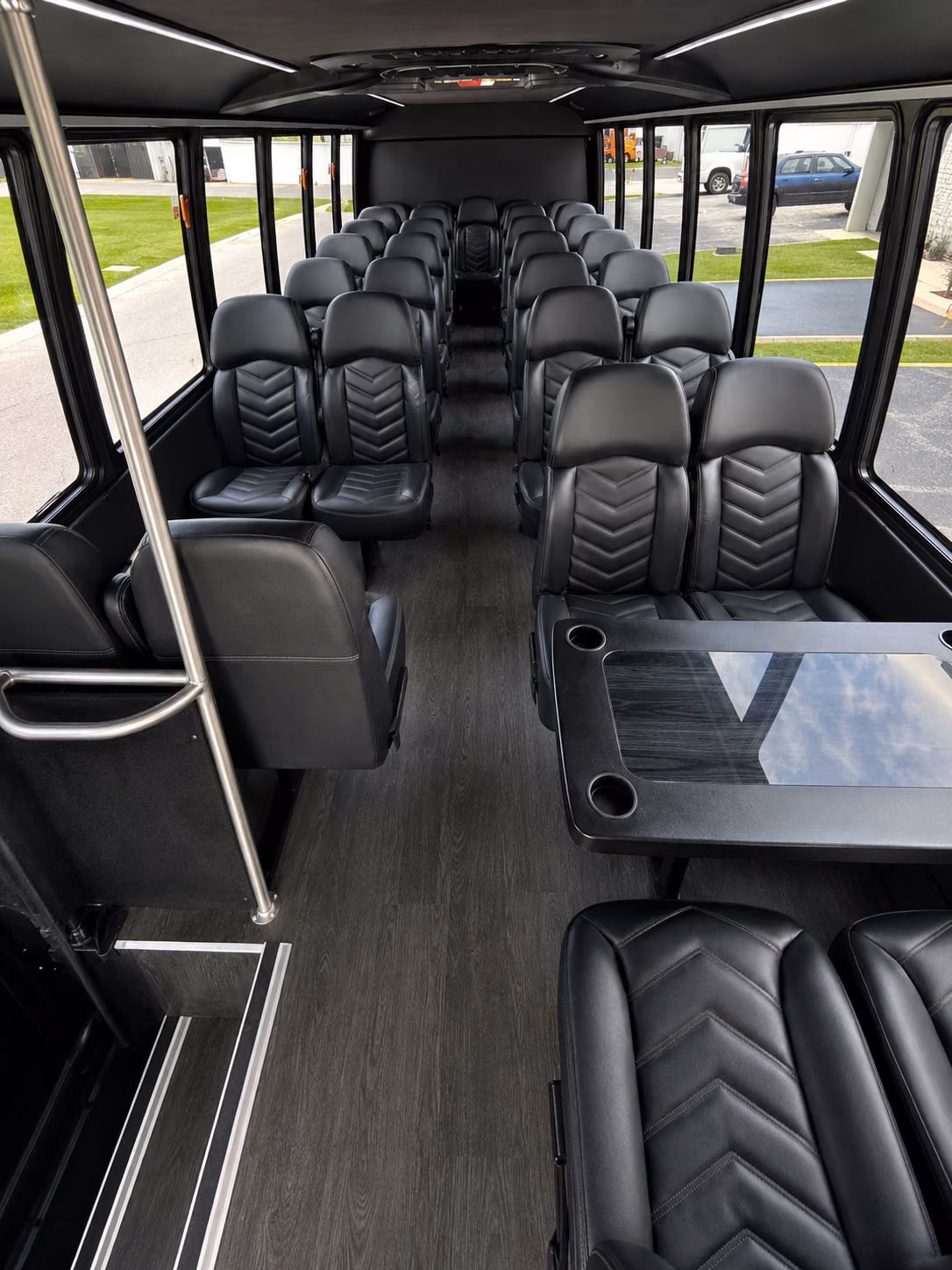 find and book transportation for your next convention or trade show 3