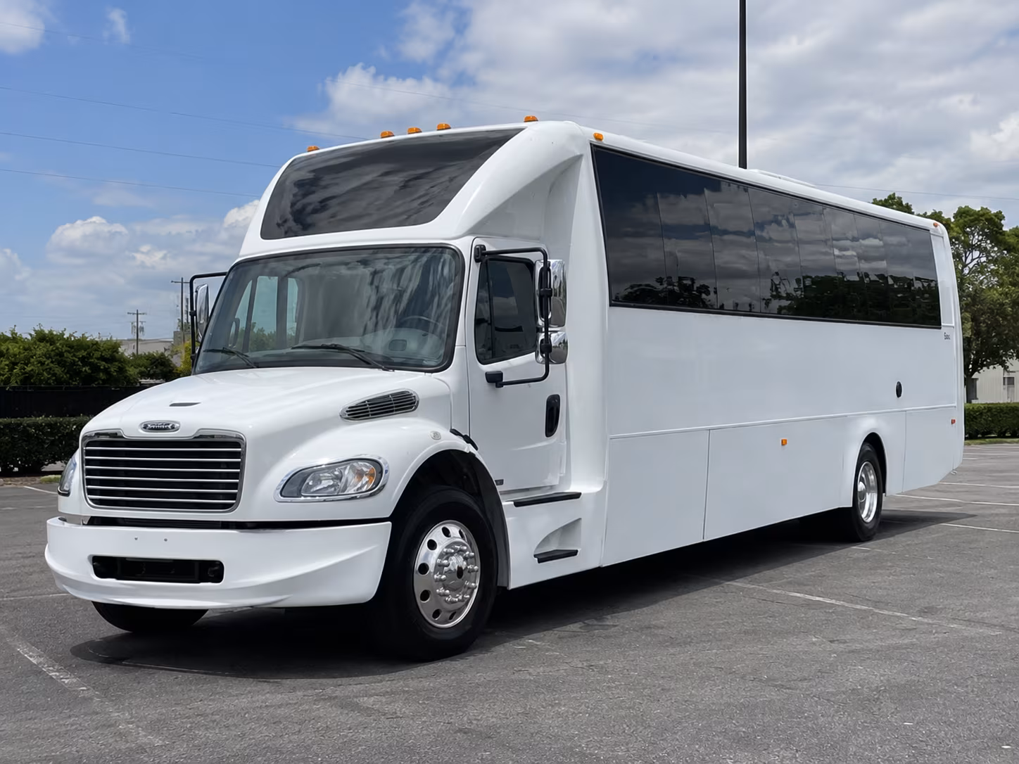party bus rentals for bachelorette wine tours around roswell