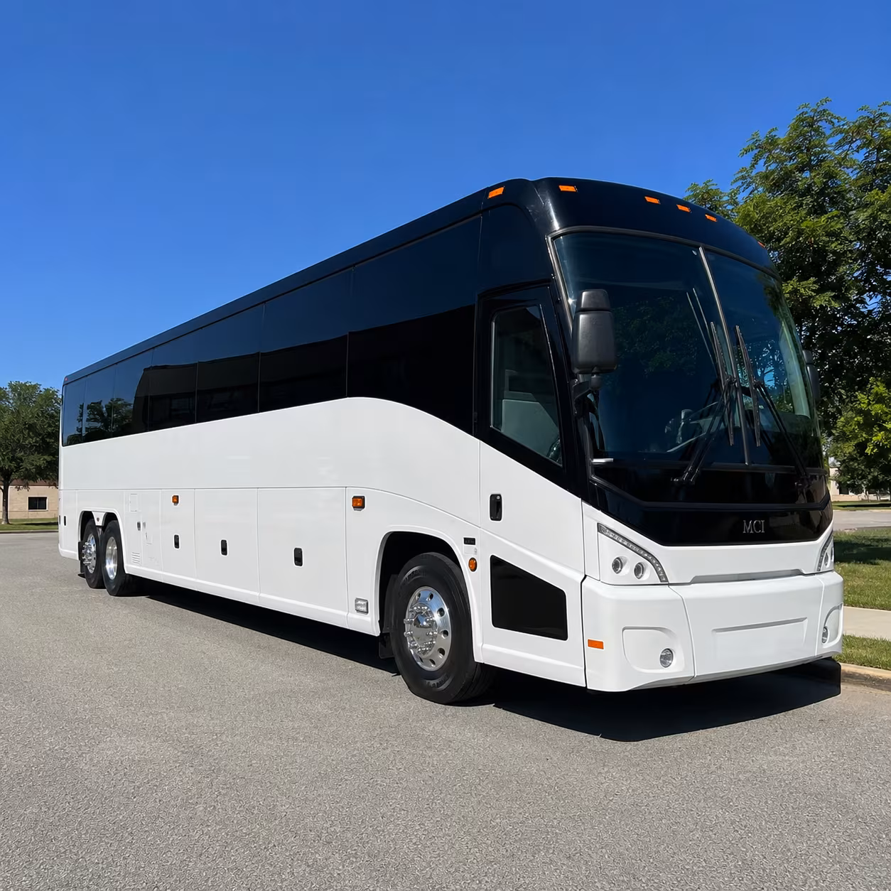 roswell 40 passenger charter bus